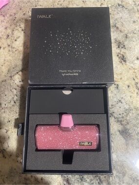 iWalk LinkPod 4S  Pink Sparkle Portable Power Bank